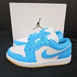 Nike Air Jordan 1 Low Women's Sneakers US 8.5 White Dark Powder Blue DC0774-104